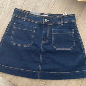 Denim mini skirt, dark blue.